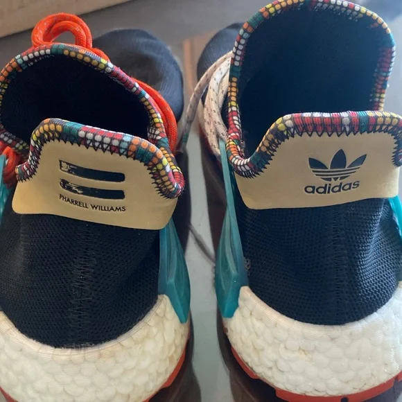 Adidas X Pharrell Williams Human NMD Trail Inspiration Black Size 9.5 US
Mens - Picture 5 of 10